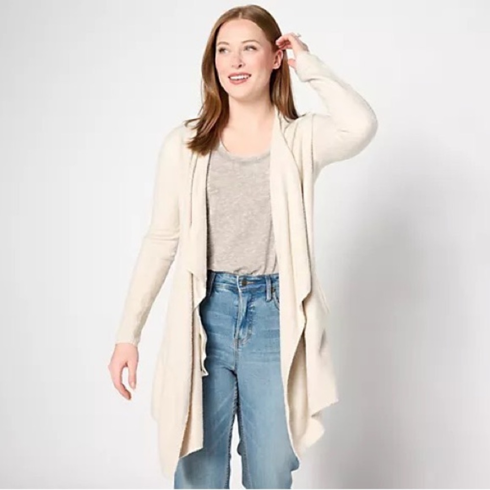 Barefoot dreams cozychic lite island wrap in stone